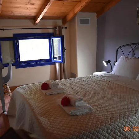 Ferienhaus Pigadia Vromonérion